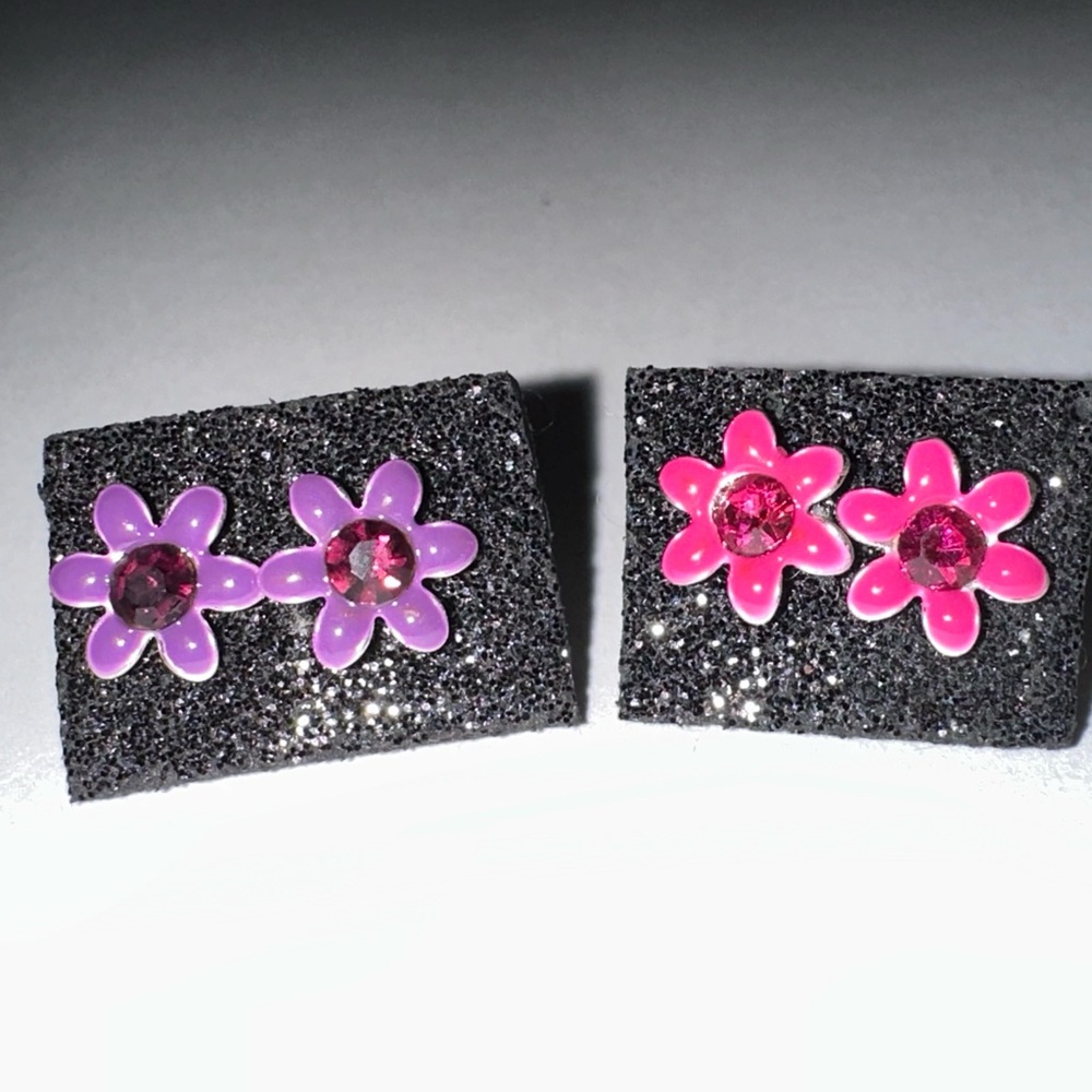 Flower earrings (2 pairs)